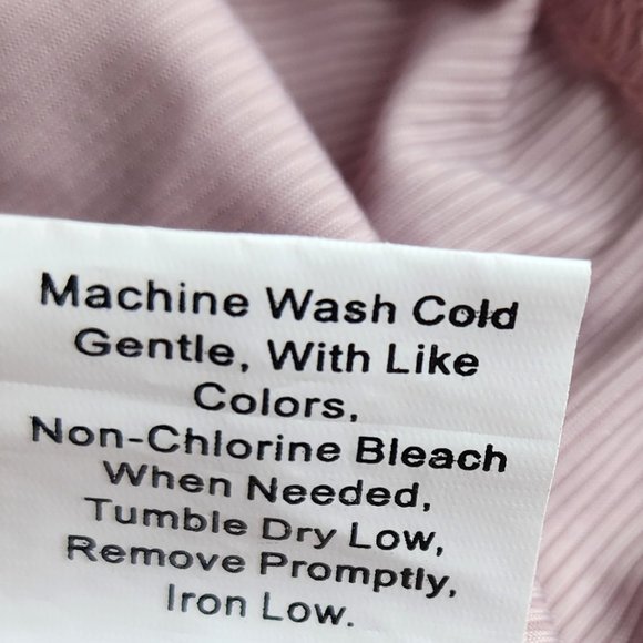 Intimate/Lounge Wear Crop Top and Shorts Se, Size M - Picture 7 of 7